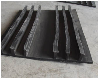 ���zֹˮ�����a(ch��n)�̈�(b��o)�r(ji��),����(y��ng)��ˮ��Ûֹˮ�z��(j��ng)�N(xi��o)��,����ʽ���zֹˮ���ļҺ�,䓰�ֹˮ���ı���,���Nʽ���zֹˮ����(j��ng)�N(xi��o)��,�N(xi��o)����ˮ��Ûֹˮ��,�߅���zֹˮ���Č�(zhu��n)�I(y��)